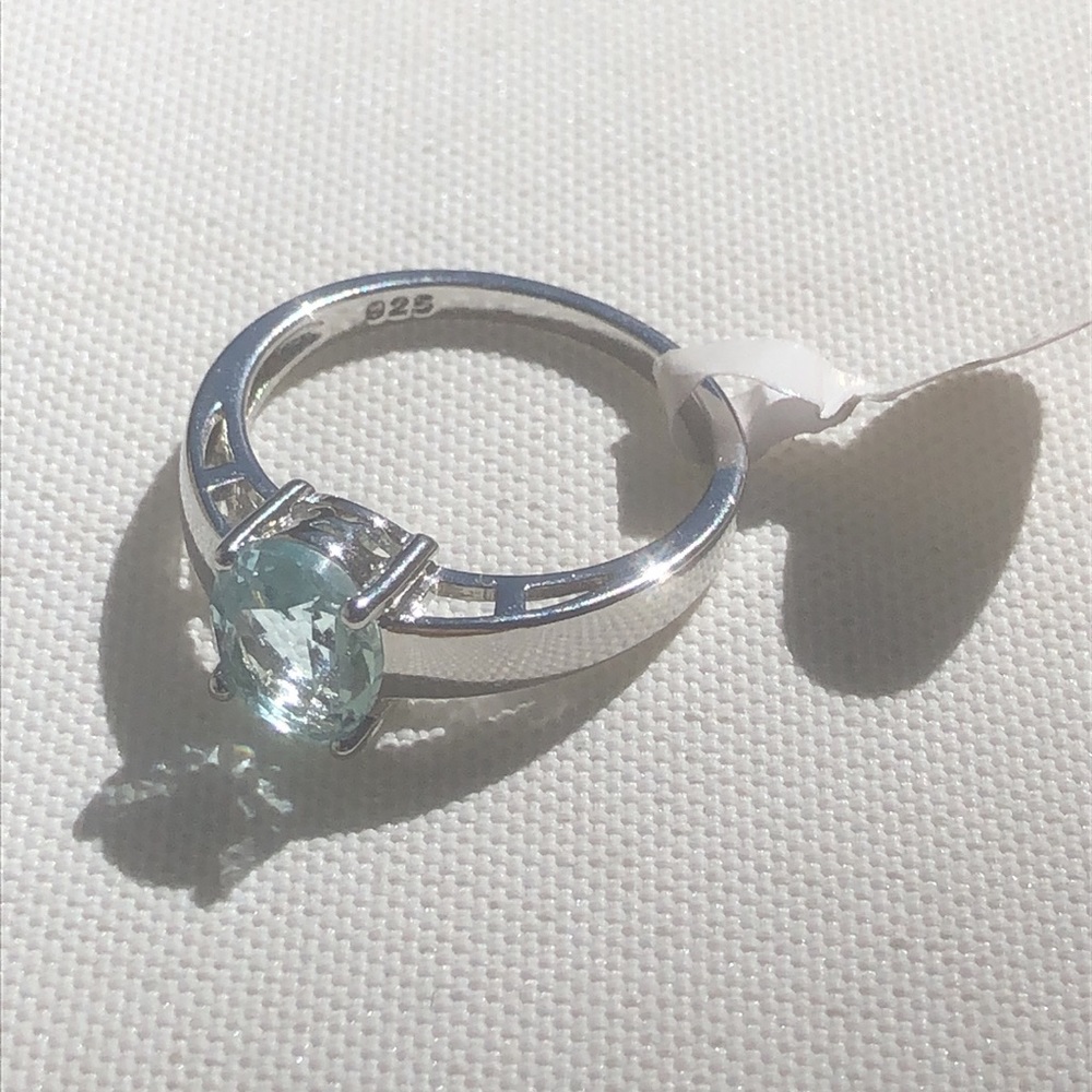 Genuine Aquamarine oval gemstone & Sterling Silver Ring - NEW WITH TAGS